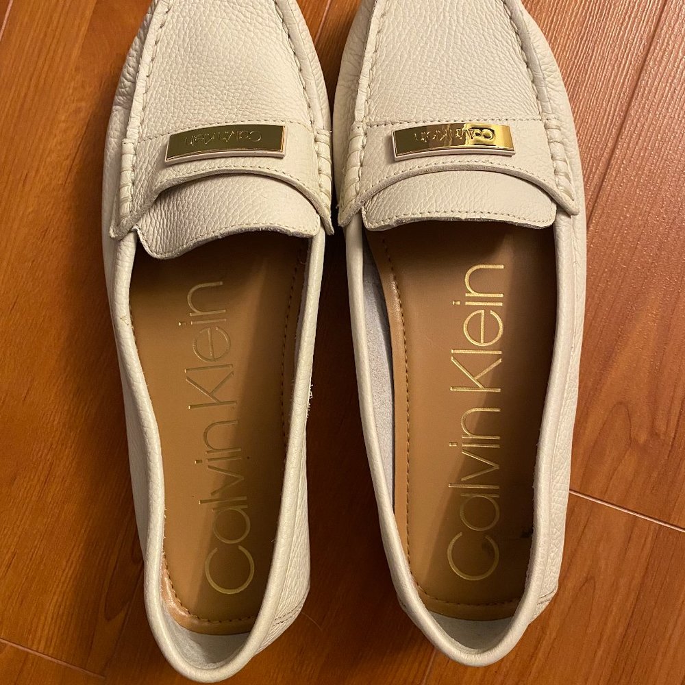 Calvin Klein Loafers/Flats 7.5